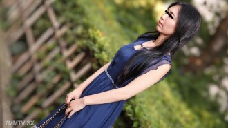 vieille femme cliente de pêche