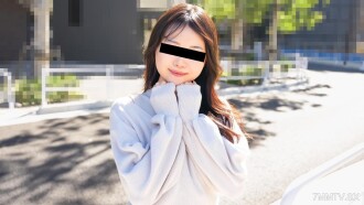 Weibliche Studentin, die die Schule besucht ~ Aufhellung der Lebenssituation einer weiblichen Studentin ~