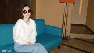 얼굴 표정 NG! 선글라스 숙녀 5 에구치 히로코