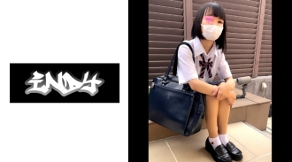 穿了17小时【矮个子145cm】白裤（满背）x校服x黑发=最强美少女