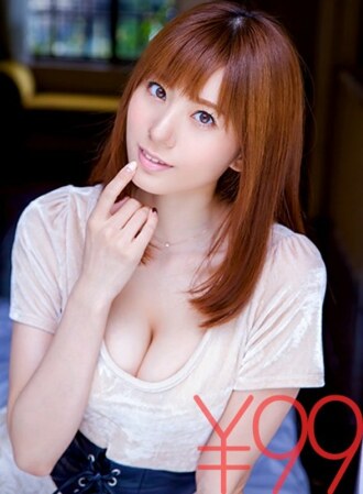 抱著大公雞的麻美悠馬。如有疑問，請前往湯町。大公雞感覺很好，我的臀部停不下來。她被一隻大公雞刺穿，感到很生氣，但她很新鮮。 Yuma Asami 用語言責備她，她被她的大公雞責備，並且她射出一個濕透的精子。麻美優馬
