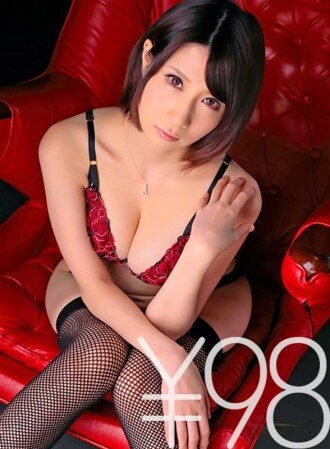 [Vorteil] Dessous-Sex mit großen Brüsten Yui-chan. Ficken mit dem Vibs-Toy in Mako. Plötzlich Tintenfisch mit heftiger Pisse in den Rücken. Yui-chans Hüftschwung zurück, unwiderstehlich tiefer Tintenfisch mit intensiver Pisse, Tintenfisch wieder mit Rückenfrau in Top-Haltung. Ikase in der Position der Frau oben und von Angesicht zu Angesicht, und Ikase dreimal hintereinander in der Missionarsstellung Yui Takamiya