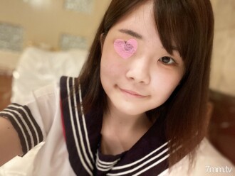 [Mo-no first shot] Miu-chan, 18 tahun, kacau dengan seorang kanak-kanak yang J ○ sehingga April memakai pakaian seragam! Mesin elektrik! getaran! 60 minit bergolek! !! !! 【berselfie】
