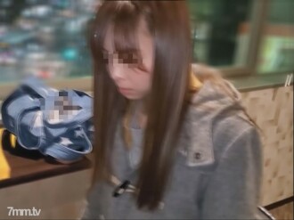 【個人】帶著孩子逃跑的妻子被強行帶離父母家。