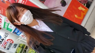 Número limitado! ! [Sem censura] "Você não faz isso comigo?" Uma aluna alta e de belas pernas se aproximando de uma professora que tem um relacionamento com uma amiga (Parte 2) Este é seu último trabalho...
