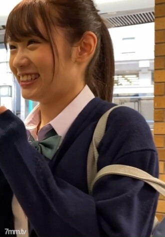 *慎删【非法】奇闻趣事+偷偷向家长露面到二年级女校*立即删除