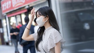 第一輪成功！ 1980點限量9/28！聰明的時候我是聰明的女人，冷的時候我突然變冷。系列的延續。 
