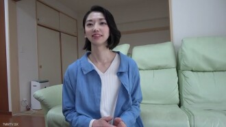 Kazumi, seorang pegawai polis wanita, telah berkahwin selama 7 tahun, mempunyai kehidupan seksual di asrama, dan menawarkan creampie untuk kali pertama.