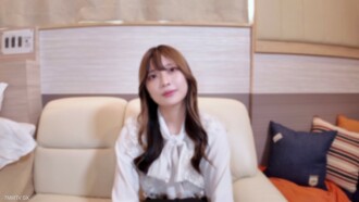 웃음 무적!口交經驗很少的情況下爆炸到嘴裡! 미백신 1번째 미사 醬的一一彈.