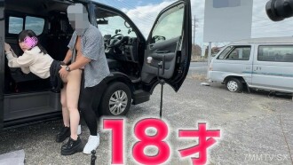 완정적 臉! 18 歲、現任**大學生、為超級著名女咖啡館工作！呢第一次戶外性愛、連續的IKI落在一條小街上、行人來了1m！ NTR, 배반, 음도창 제2륜 “개인 사탕” 개인 박대 409 fc2-PPV-4328059