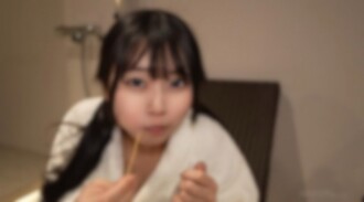 3 Tage! 70 % RABATT! [Aktuell] Großer Arsch/Imo〇to type Gravure Idol Kapitel 2. Hinter dem glamourösen öffentlichen Gesicht verbirgt sich eine unzüchtige Frau, die viel spritzt./Ryo. Danach wurde sie von der Agentur gefeuert.