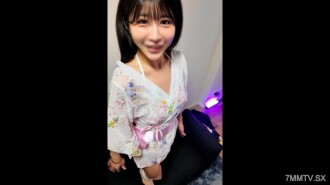 Seorang gadis cantik dengan susuk tubuh langsing dan gaya yukata lengan panjang, dengan gaya yukata, dan sandaran yang maksimum | Pasaran elektronik FC2