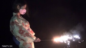 [Edisi Kedua] Seorang wanita cantik berkulit putih dengan payudara besar, seks tepi laut Shengxia! Pose renang yang jarang berlaku dan SEKS air pasang pertengahan musim panas & eja...