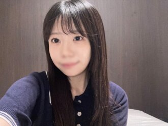 1490pt，截止到18号！ ！ 【宝藏】*秋叶原7楼。前Chiki偶像，拥有令人窒息的透明感的古典美人，“随你处置”。在她极其紧致的阴道深处进行一次猛烈的射精。奖励