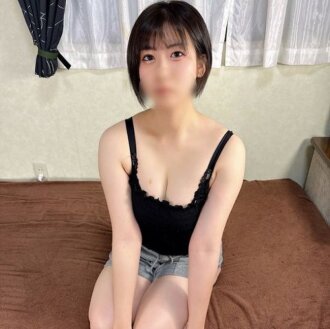 [Amatir Sepenuhnya] Amatir super imut berusia 20 tahun dengan payudara ukuran E ♡ Payudaranya yang super sensitif digosok dan putingnya dirangsang, membuatnya bergetar! Ejakulasi d...