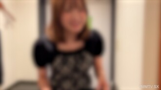 [História principal: 50 minutos] A jovem de 19 anos, Q 彈, chefe da JD1, tem uma propensão a mudar de corpo, então ela faz um treinamento de cosplay e canta a música "High Tide".