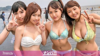 【大乱交！海ナンパ！】ナンパ待ち！？なビキニJD4人組 VS 百戦錬磨のナンパ師4人組！戦いの場はビーチからホテルへ…いざ！暑さ忘れる乱交8Pセックス大合戦！！