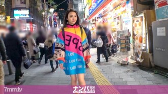 认真的南帕，第一枪。 1468《霓虹色SSS级阅读模式给你动力吗？ ?? ]脸和身体都是SSS级！我在接受采访时（Tay）带他到酒店并假装拍了一张照片并摸了摸他骄傲的漂亮屁股！ “你在做什么……嗯！？” 闭上一个吻，从针织物的顶部摩擦牛奶，让它保持原样，让阅读莫做！ ??