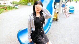 我让一个乳头内陷的女孩为我做了乳交、深喉、内射和清洁式口交。