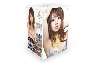 Akiho Yoshizawa Debut 10th Anniversary S1 All 80 Works Complete Box 48 Stunden