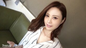 【初撮り】【パイパンの女医】【若い男に興奮する不貞妻】公私ともに献身的な美熟女は若いち○ぽの快感に…【初撮り】ネットでAV応募→AV体験撮影 1134