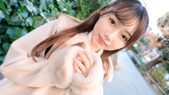 [19 ans x sœur cadette belle fille x a déménagé à Tokyo] 19 ans qui a déménagé de Tochigi à Tokyo ! Une belle petite fille ressemblant à une sœur qui fera tomber tout le monde amoureux enlève ses vêtements pour la première fois devant la caméra ! Chaque geste est trop mignon ! La bite de l'homme est sur le point d'exploser alors qu'il tord son petit corps et ressent le plaisir sur tout son corps ! "S'il te plaît, fais-moi me sentir mieux..." La façon dont elle supplie, les yeux levés, est vraiment un ange ! [Première prise de vue] Application AV en ligne → Prise de vue d'expérience AV 2167
