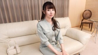 "Seorang wanita yang sangat cantik, bertaraf model, terbangun dengan keseronokan dan menyerah kepada perasaan yang tidak dapat dilupakan! Dia menikmati seks sepuas-puasnya, dan tub...